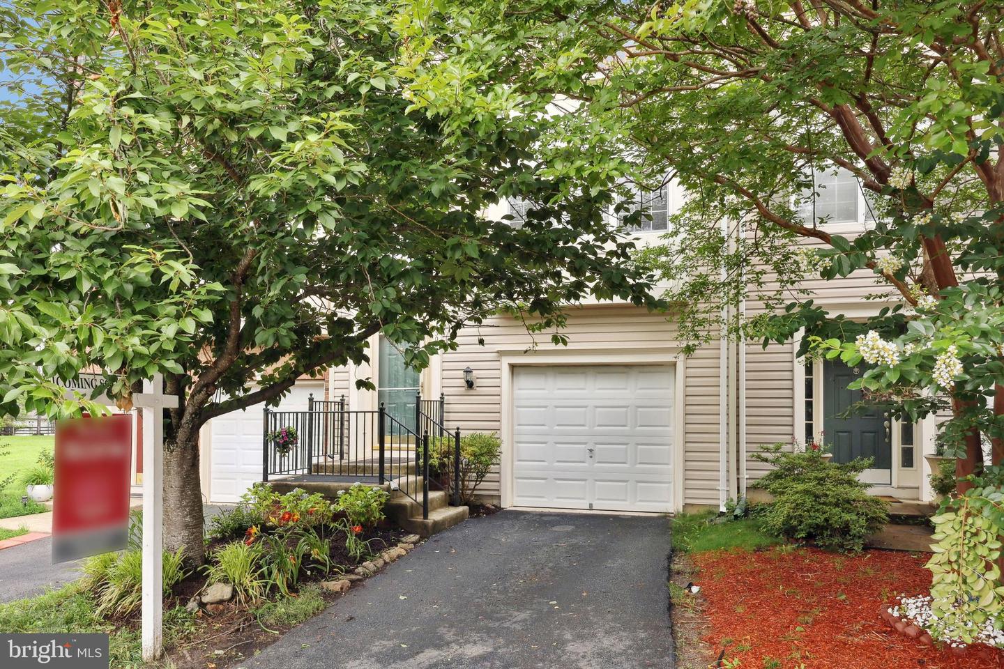 13022 SHENVALE CIR, BRISTOW, Virginia 20136, 4 Bedrooms Bedrooms, ,3 BathroomsBathrooms,Residential,For sale,13022 SHENVALE CIR,VAPW2095486 MLS # VAPW2095486