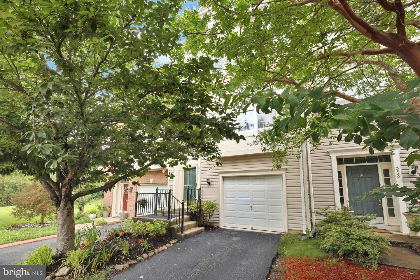 13022 SHENVALE CIR, BRISTOW, Virginia 20136, 4 Bedrooms Bedrooms, ,3 BathroomsBathrooms,Residential,For sale,13022 SHENVALE CIR,VAPW2095486 MLS # VAPW2095486