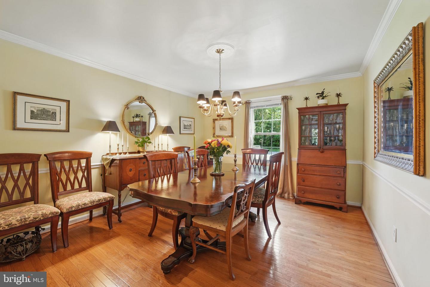6090 CROWN ROYAL CIR, ALEXANDRIA, Virginia 22310, 3 Bedrooms Bedrooms, ,2 BathroomsBathrooms,Residential,For sale,6090 CROWN ROYAL CIR,VAFX2242988 MLS # VAFX2242988