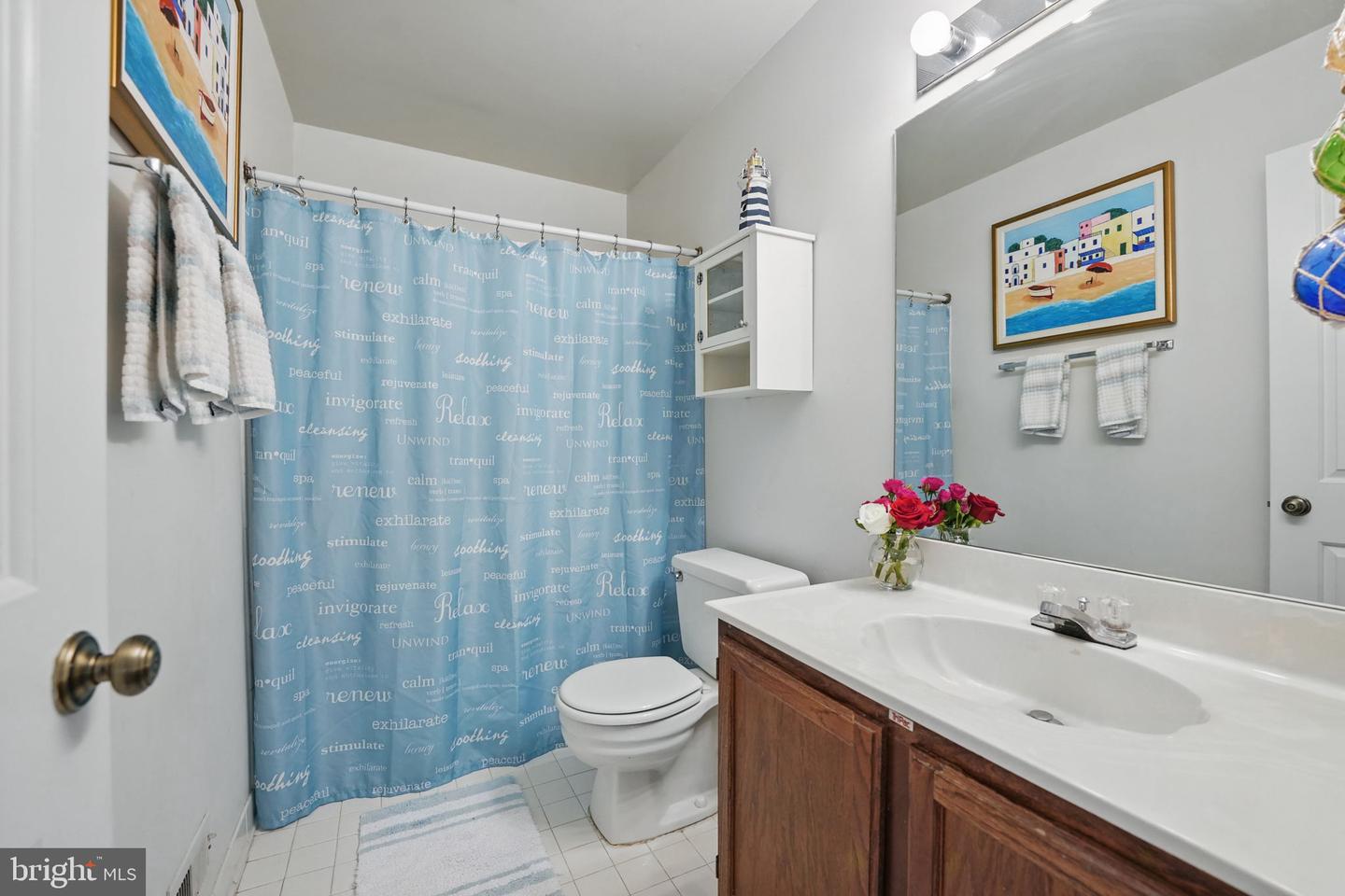 6090 CROWN ROYAL CIR, ALEXANDRIA, Virginia 22310, 3 Bedrooms Bedrooms, ,2 BathroomsBathrooms,Residential,For sale,6090 CROWN ROYAL CIR,VAFX2242988 MLS # VAFX2242988