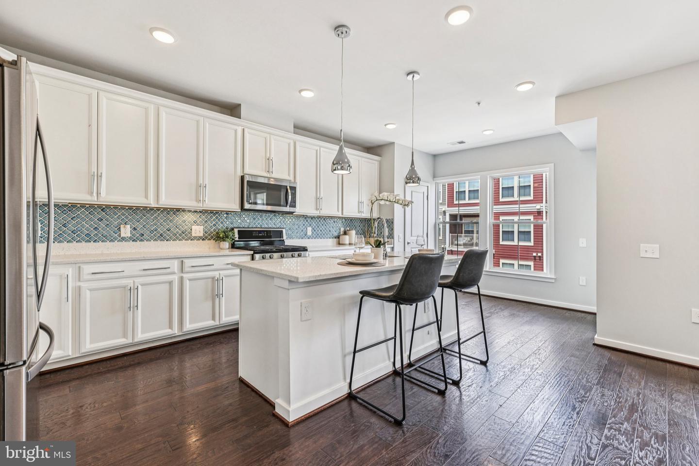 3972 NORTON PL, FAIRFAX, Virginia 22030, 3 Bedrooms Bedrooms, ,2 BathroomsBathrooms,Residential,For sale,3972 NORTON PL,VAFC2006388 MLS # VAFC2006388