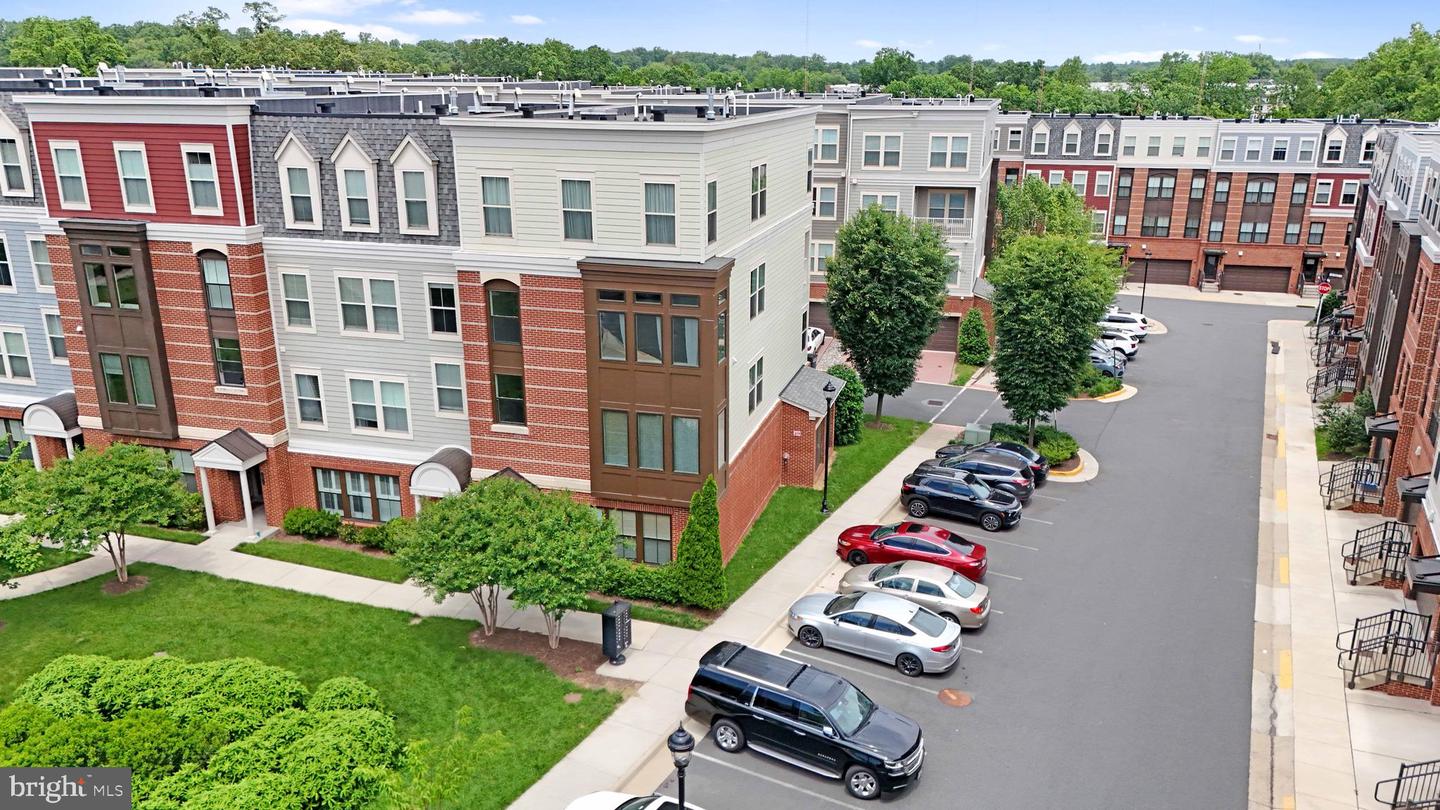 3972 NORTON PL, FAIRFAX, Virginia 22030, 3 Bedrooms Bedrooms, ,2 BathroomsBathrooms,Residential,For sale,3972 NORTON PL,VAFC2006388 MLS # VAFC2006388