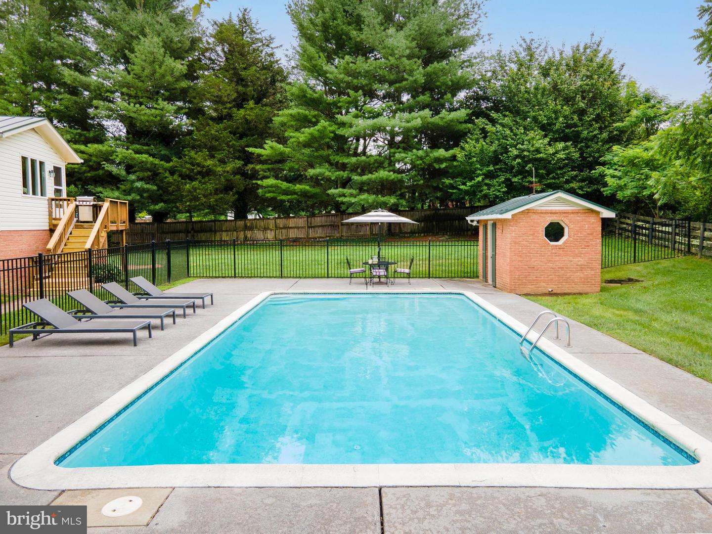 1170 PARKER ST, UPPERVILLE, Virginia 20184, 4 Bedrooms Bedrooms, ,2 BathroomsBathrooms,Residential,For sale,1170 PARKER ST,VAFQ2016798 MLS # VAFQ2016798