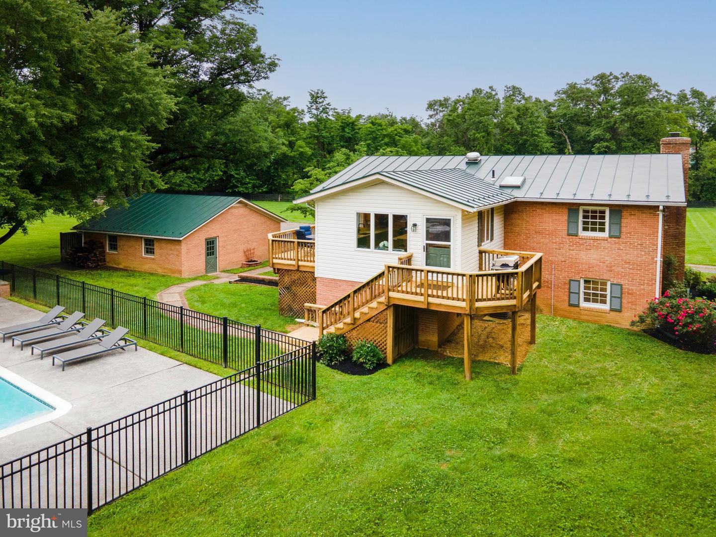 1170 PARKER ST, UPPERVILLE, Virginia 20184, 4 Bedrooms Bedrooms, ,2 BathroomsBathrooms,Residential,For sale,1170 PARKER ST,VAFQ2016798 MLS # VAFQ2016798