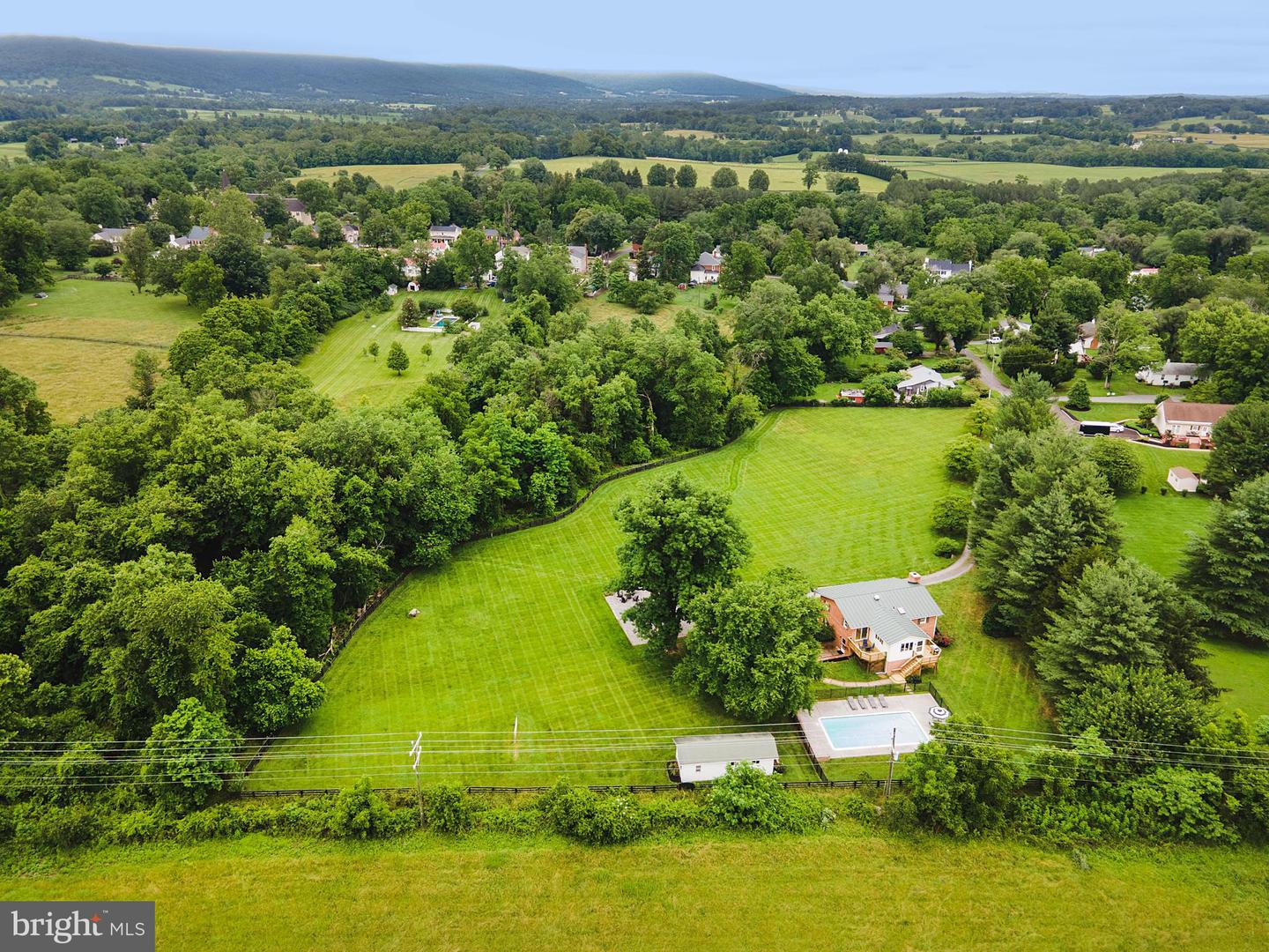 1170 PARKER ST, UPPERVILLE, Virginia 20184, 4 Bedrooms Bedrooms, ,2 BathroomsBathrooms,Residential,For sale,1170 PARKER ST,VAFQ2016798 MLS # VAFQ2016798