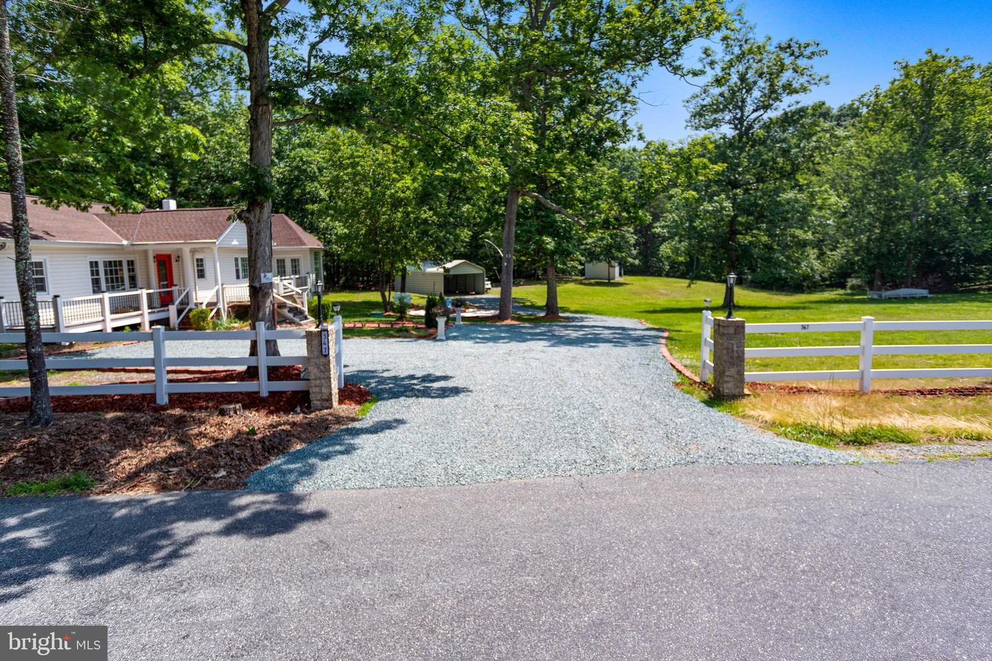 347 CLARKS TRACT, KESWICK, Virginia 22947, 4 Bedrooms Bedrooms, 14 Rooms Rooms,3 BathroomsBathrooms,Residential,For sale,347 CLARKS TRACT,VAAB2000996 MLS # VAAB2000996