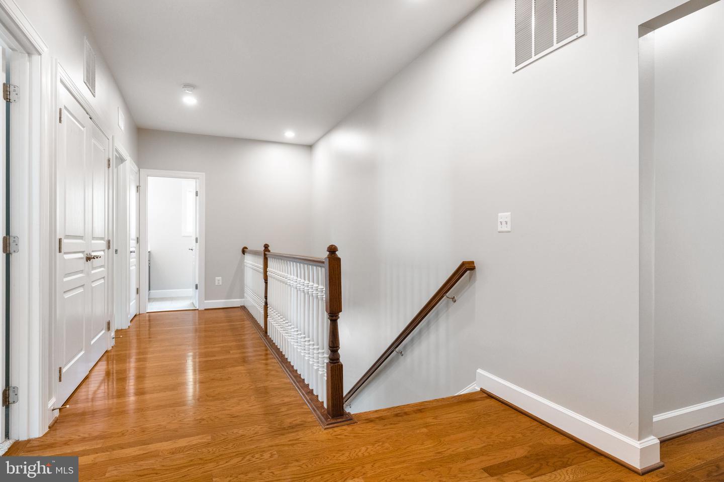 415 YEONAS DR SW, VIENNA, Virginia 22180, 5 Bedrooms Bedrooms, ,4 BathroomsBathrooms,Residential,For sale,415 YEONAS DR SW,VAFX2243630 MLS # VAFX2243630