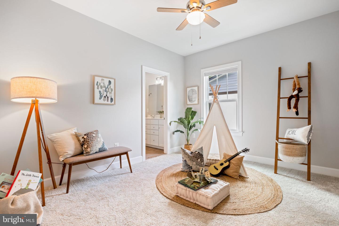 415 YEONAS DR SW, VIENNA, Virginia 22180, 5 Bedrooms Bedrooms, ,4 BathroomsBathrooms,Residential,For sale,415 YEONAS DR SW,VAFX2243630 MLS # VAFX2243630