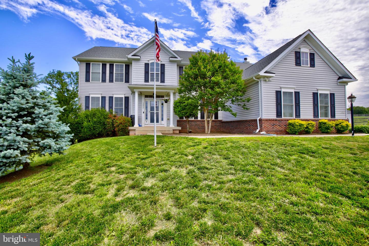 14957 INGALLS CT, LEESBURG, Virginia 20176, 4 Bedrooms Bedrooms, ,5 BathroomsBathrooms,Residential,For sale,14957 INGALLS CT,VALO2098080 MLS # VALO2098080