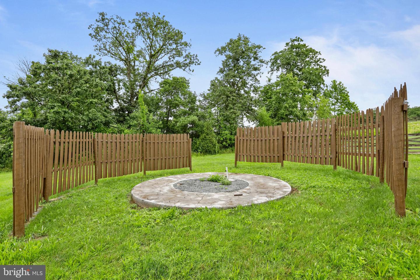 14957 INGALLS CT, LEESBURG, Virginia 20176, 4 Bedrooms Bedrooms, ,5 BathroomsBathrooms,Residential,For sale,14957 INGALLS CT,VALO2098080 MLS # VALO2098080