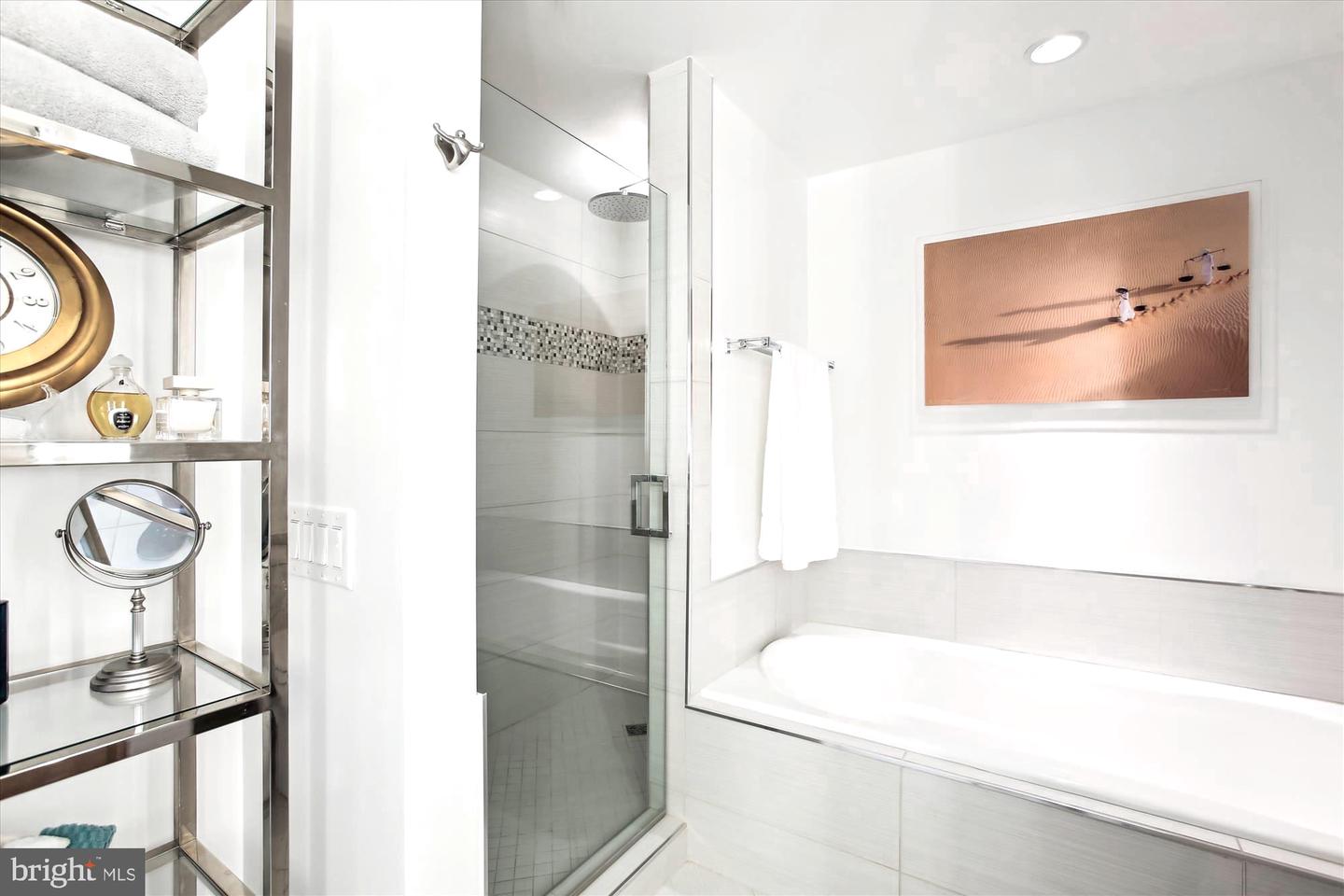1830 FOUNTAIN DR #1107, RESTON, Virginia 20190, 2 Bedrooms Bedrooms, 6 Rooms Rooms,2 BathroomsBathrooms,Residential,For sale,1830 FOUNTAIN DR #1107,VAFX2243806 MLS # VAFX2243806