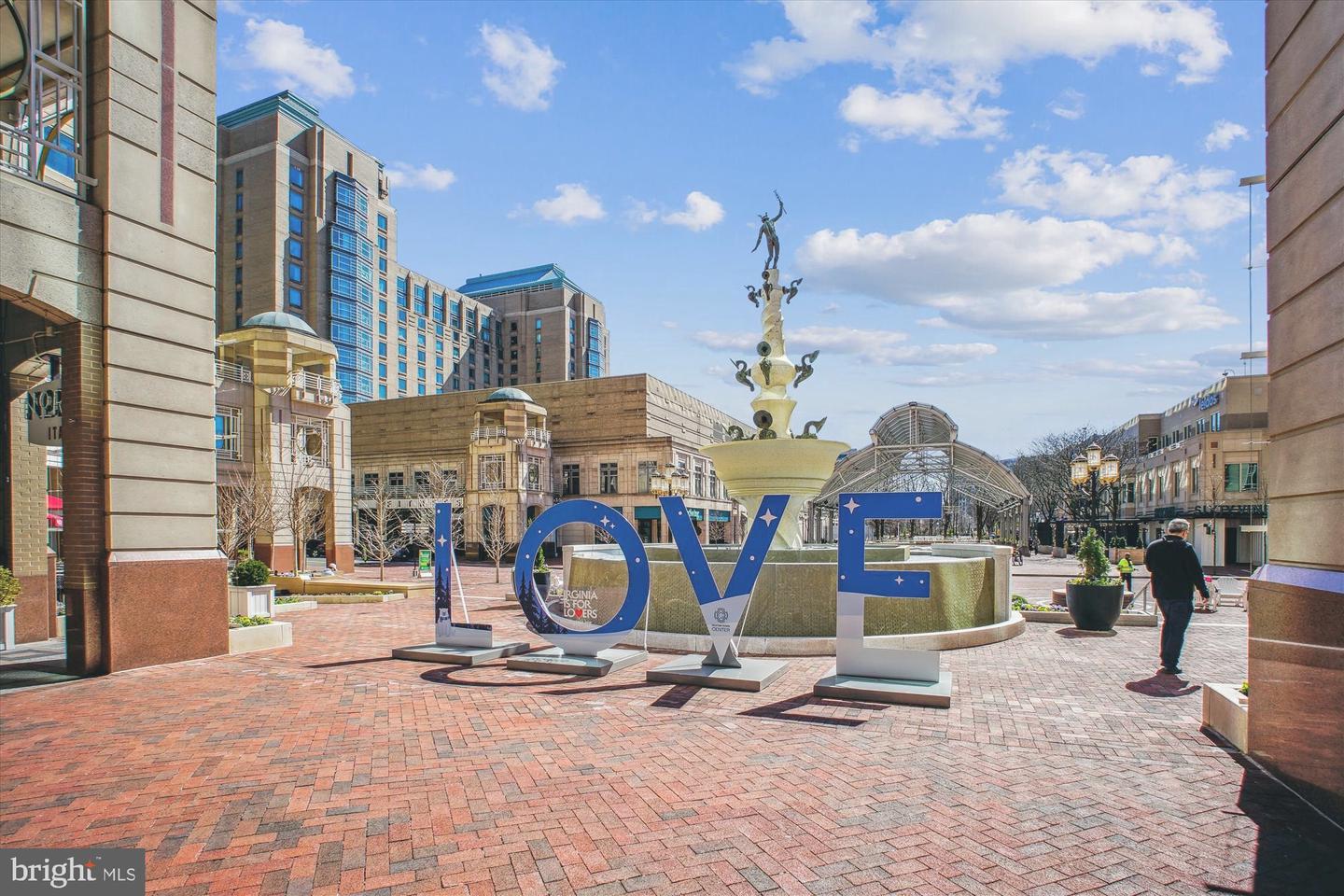 1830 FOUNTAIN DR #1107, RESTON, Virginia 20190, 2 Bedrooms Bedrooms, 6 Rooms Rooms,2 BathroomsBathrooms,Residential,For sale,1830 FOUNTAIN DR #1107,VAFX2243806 MLS # VAFX2243806