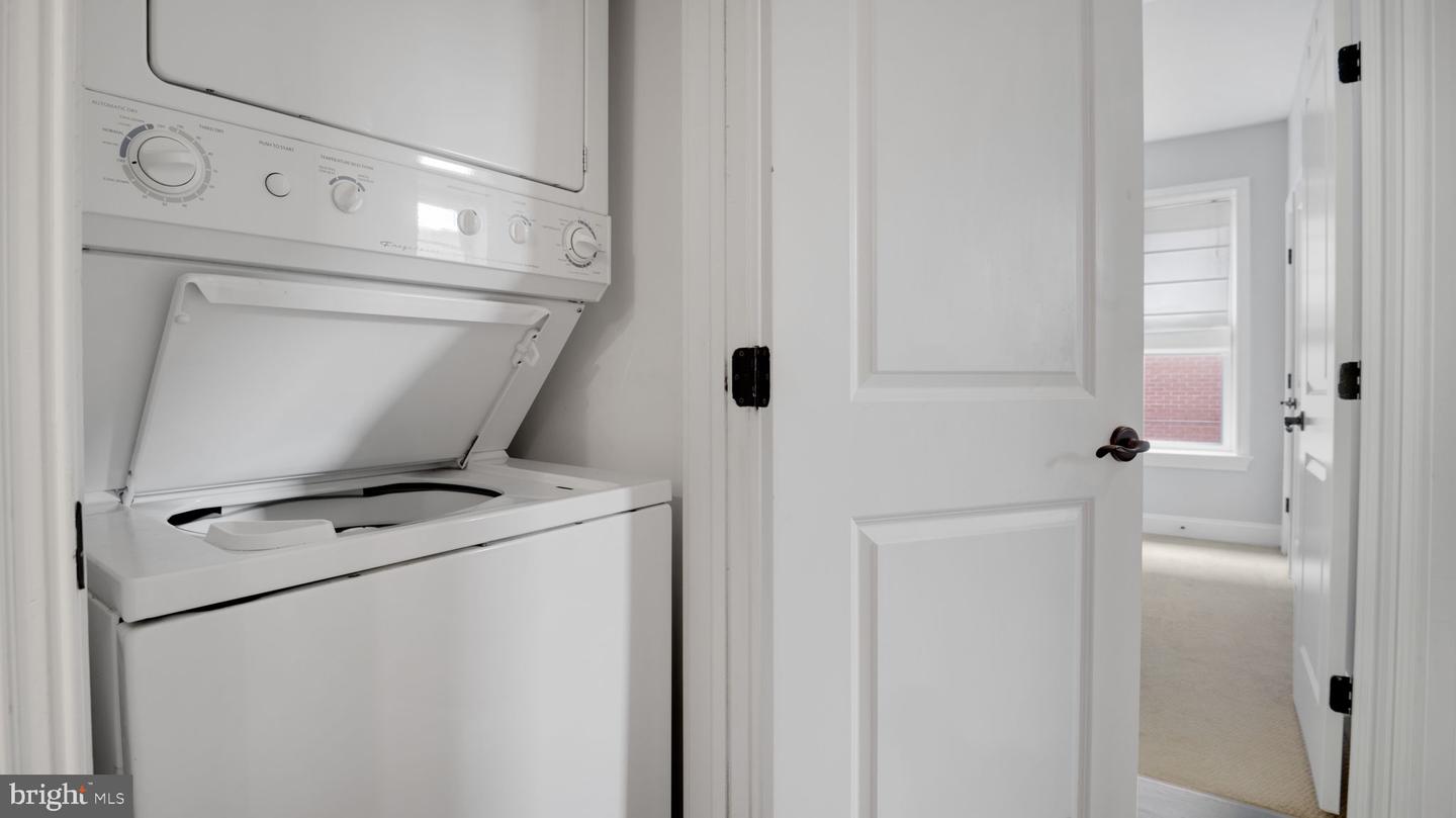 1323 CLIFTON ST NW #34, WASHINGTON, District Of Columbia 20009, 2 Bedrooms Bedrooms, ,2 BathroomsBathrooms,Residential,For sale,1323 CLIFTON ST NW #34,DCDC2202960 MLS # DCDC2202960