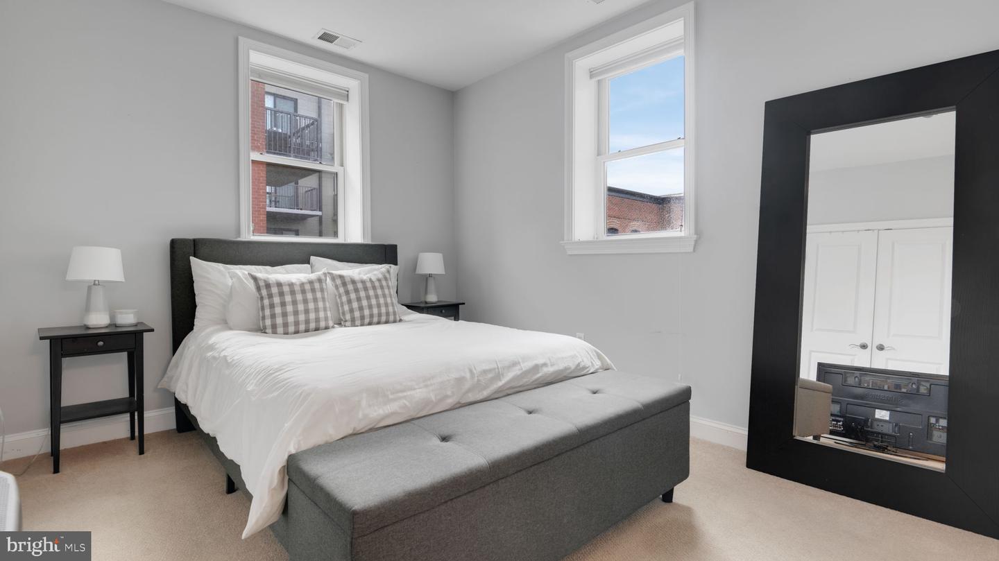 1323 CLIFTON ST NW #34, WASHINGTON, District Of Columbia 20009, 2 Bedrooms Bedrooms, ,2 BathroomsBathrooms,Residential,For sale,1323 CLIFTON ST NW #34,DCDC2202960 MLS # DCDC2202960