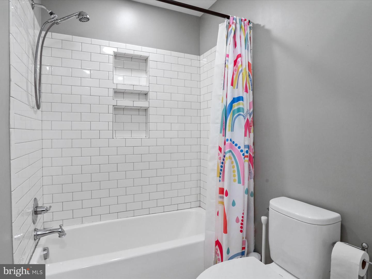 115 RELIANCE WOODS DR, MIDDLETOWN, Virginia 22645, 4 Bedrooms Bedrooms, ,3 BathroomsBathrooms,Residential,For sale,115 RELIANCE WOODS DR,VAWR2011312 MLS # VAWR2011312
