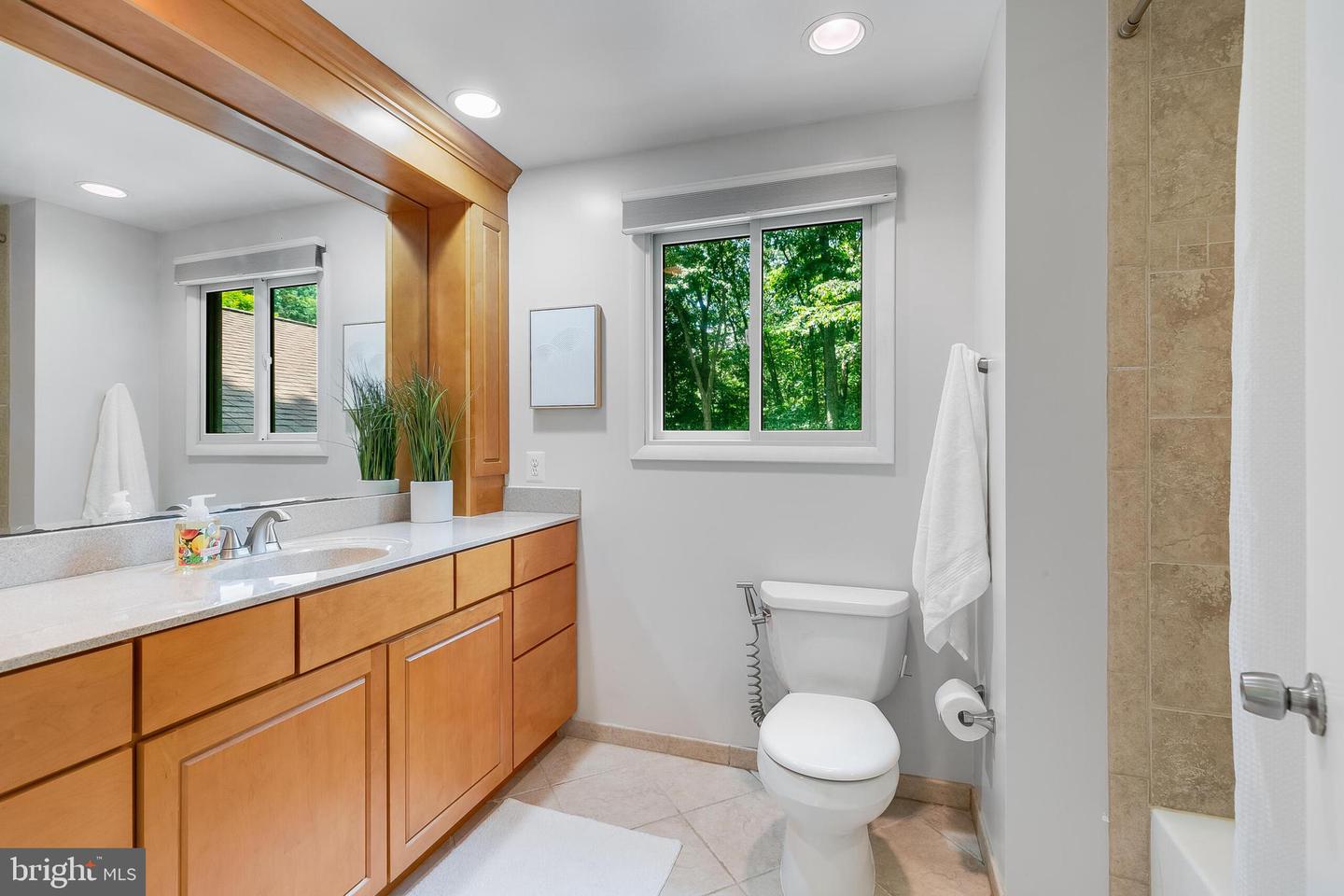 5425 AYLOR RD, FAIRFAX, Virginia 22032, 5 Bedrooms Bedrooms, ,2 BathroomsBathrooms,Residential,For sale,5425 AYLOR RD,VAFX2244090 MLS # VAFX2244090