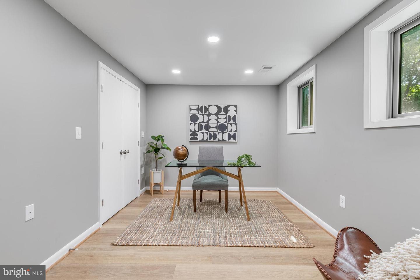 5425 AYLOR RD, FAIRFAX, Virginia 22032, 5 Bedrooms Bedrooms, ,2 BathroomsBathrooms,Residential,For sale,5425 AYLOR RD,VAFX2244090 MLS # VAFX2244090