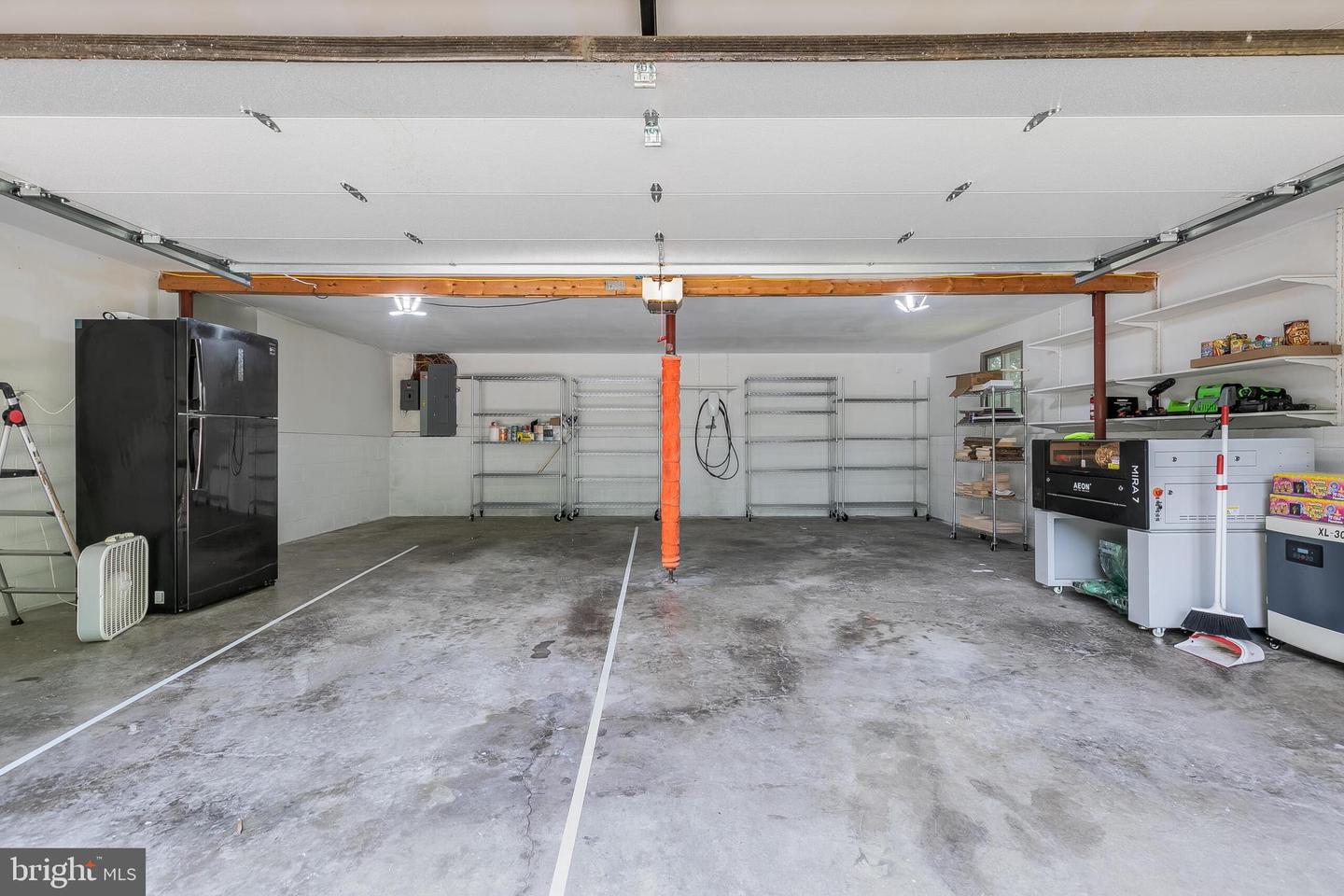5425 AYLOR RD, FAIRFAX, Virginia 22032, 5 Bedrooms Bedrooms, ,2 BathroomsBathrooms,Residential,For sale,5425 AYLOR RD,VAFX2244090 MLS # VAFX2244090
