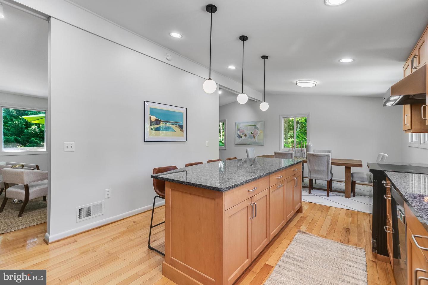 5425 AYLOR RD, FAIRFAX, Virginia 22032, 5 Bedrooms Bedrooms, ,2 BathroomsBathrooms,Residential,For sale,5425 AYLOR RD,VAFX2244090 MLS # VAFX2244090