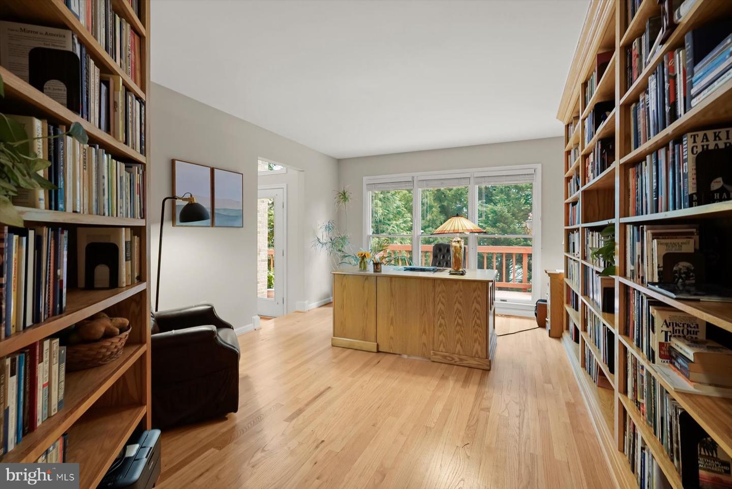 7510 WALNUT HILL LN, FALLS CHURCH, Virginia 22042, 4 Bedrooms Bedrooms, ,3 BathroomsBathrooms,Residential,For sale,7510 WALNUT HILL LN,VAFX2244446 MLS # VAFX2244446