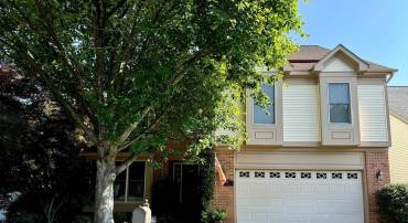 7510 WALNUT HILL LN, FALLS CHURCH, Virginia 22042, 4 Bedrooms Bedrooms, ,3 BathroomsBathrooms,Residential,For sale,7510 WALNUT HILL LN,VAFX2244446 MLS # VAFX2244446