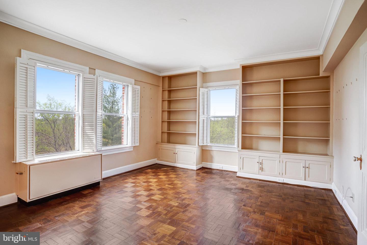 4000 CATHEDRAL AVE NW #517B, WASHINGTON, District Of Columbia 20016, 2 Bedrooms Bedrooms, ,2 BathroomsBathrooms,Residential,For sale,4000 CATHEDRAL AVE NW #517B,DCDC2203502 MLS # DCDC2203502