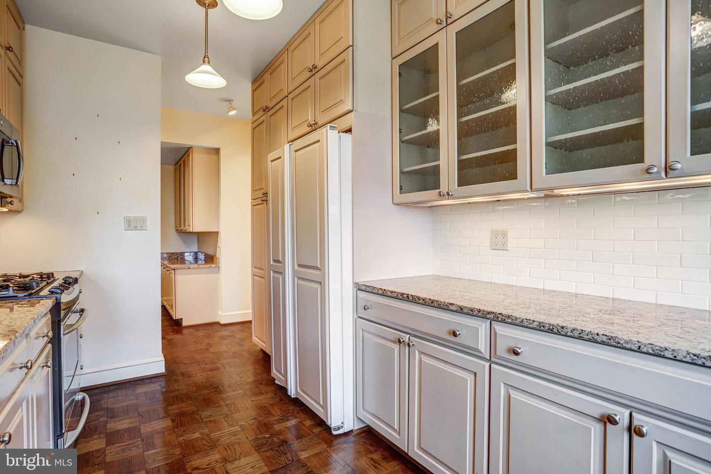 4000 CATHEDRAL AVE NW #517B, WASHINGTON, District Of Columbia 20016, 2 Bedrooms Bedrooms, ,2 BathroomsBathrooms,Residential,For sale,4000 CATHEDRAL AVE NW #517B,DCDC2203502 MLS # DCDC2203502