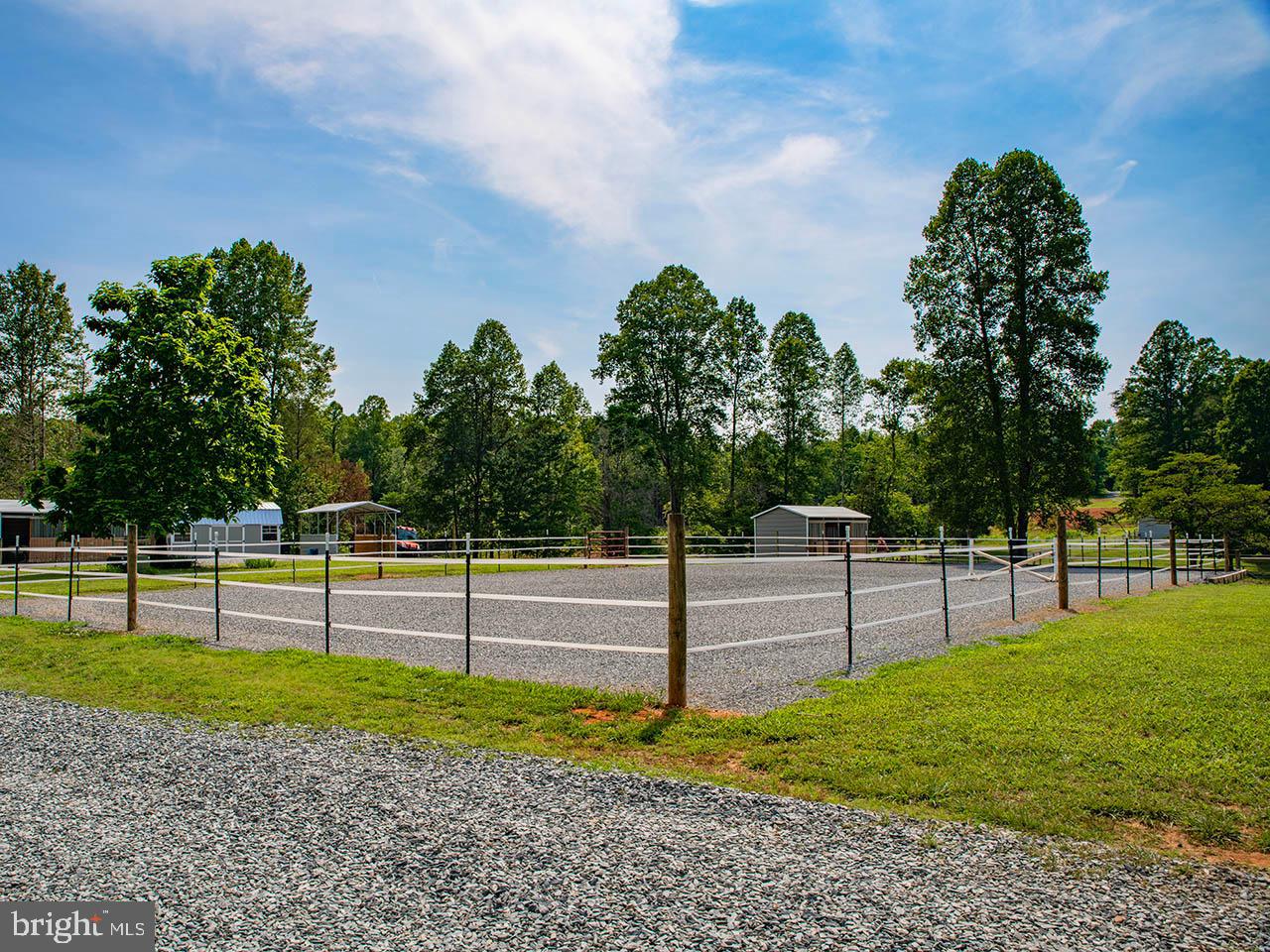 2546 & 2550 HUNDLEY BRANCH RD, SCOTTSVILLE, Virginia 24590, 3 Bedrooms Bedrooms, ,2 BathroomsBathrooms,Farm,For sale,2546 & 2550 HUNDLEY BRANCH RD,VABH2000184 MLS # VABH2000184