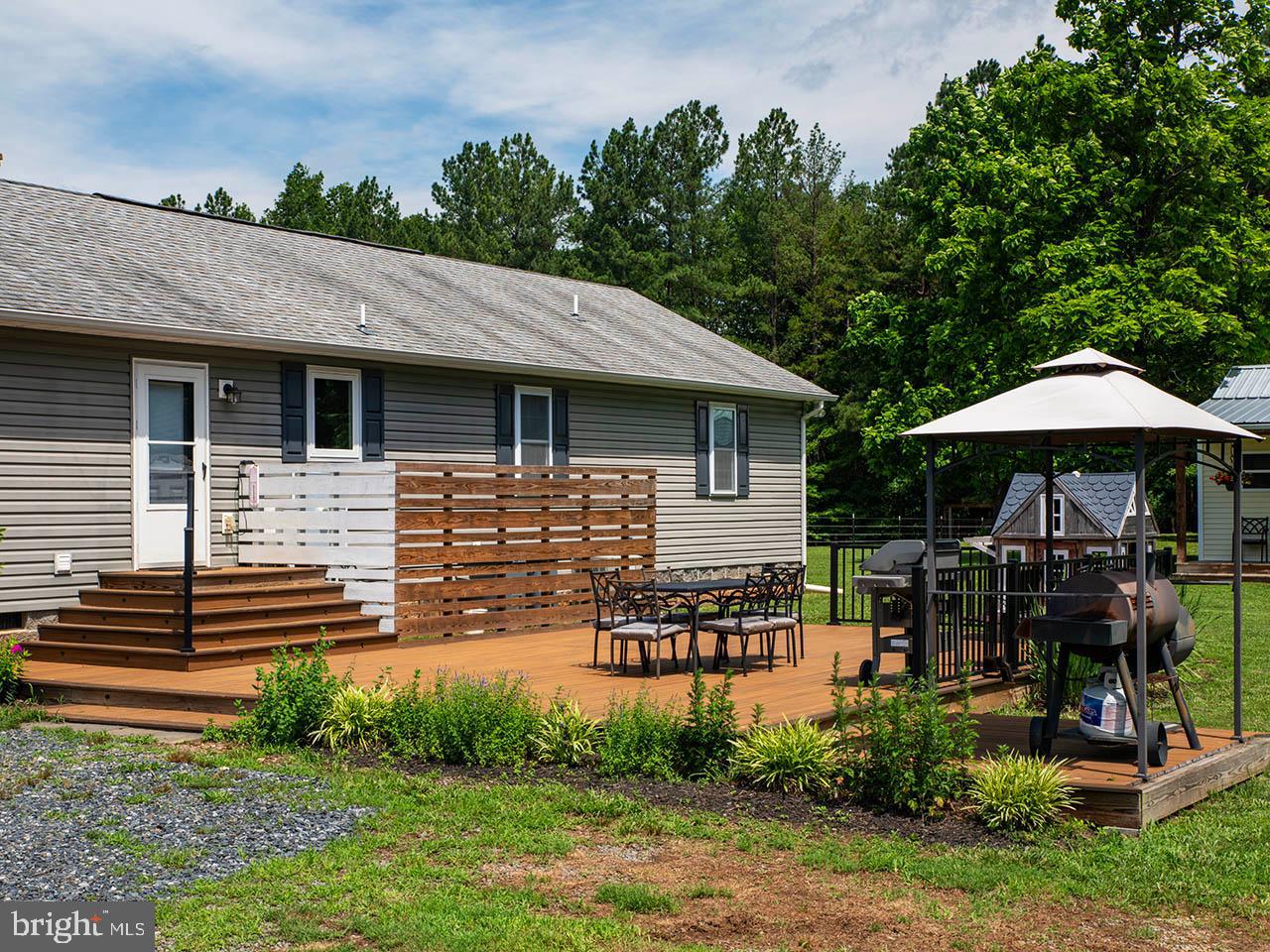 2546 & 2550 HUNDLEY BRANCH RD, SCOTTSVILLE, Virginia 24590, 3 Bedrooms Bedrooms, ,2 BathroomsBathrooms,Farm,For sale,2546 & 2550 HUNDLEY BRANCH RD,VABH2000184 MLS # VABH2000184