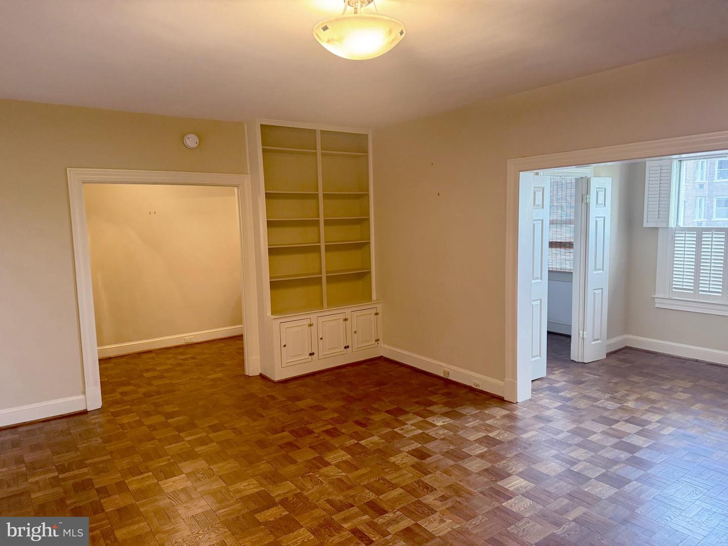 4000 CATHEDRAL AVE NW #518B, WASHINGTON, District Of Columbia 20016, ,1 BathroomBathrooms,Residential,For sale,4000 CATHEDRAL AVE NW #518B,DCDC2203522 MLS # DCDC2203522