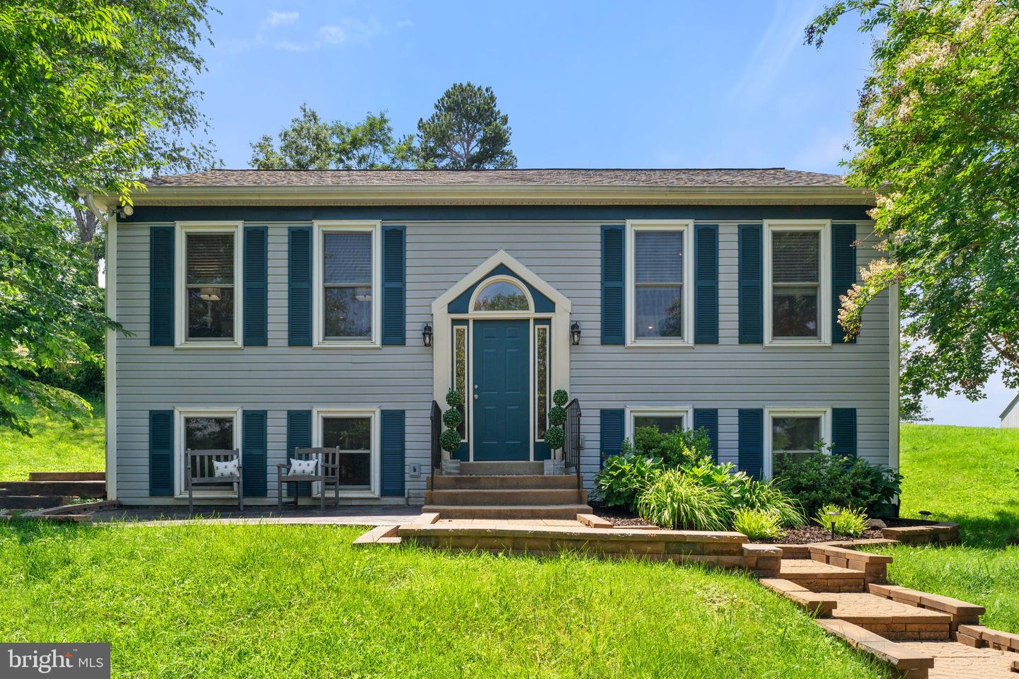 6251 RIDGE LN, WARRENTON, Virginia 20187, 3 Bedrooms Bedrooms, ,2 BathroomsBathrooms,Residential,For sale,6251 RIDGE LN,VAFQ2016894 MLS # VAFQ2016894