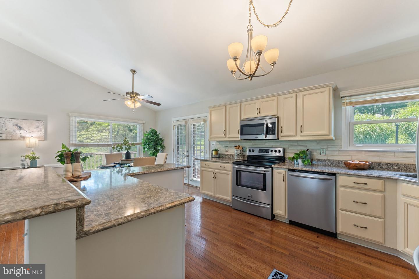 6251 RIDGE LN, WARRENTON, Virginia 20187, 3 Bedrooms Bedrooms, ,2 BathroomsBathrooms,Residential,For sale,6251 RIDGE LN,VAFQ2016894 MLS # VAFQ2016894