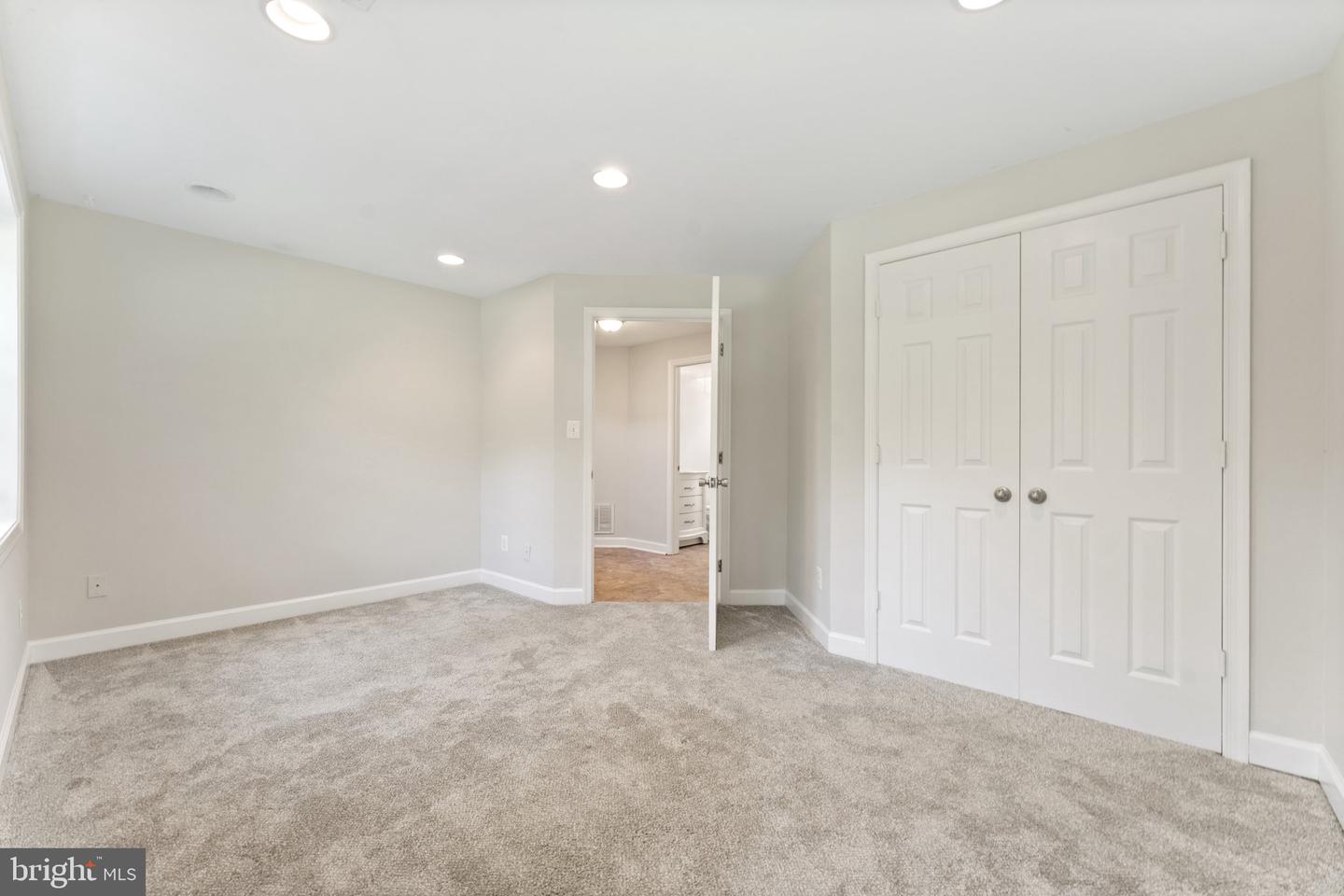 6251 RIDGE LN, WARRENTON, Virginia 20187, 3 Bedrooms Bedrooms, ,2 BathroomsBathrooms,Residential,For sale,6251 RIDGE LN,VAFQ2016894 MLS # VAFQ2016894