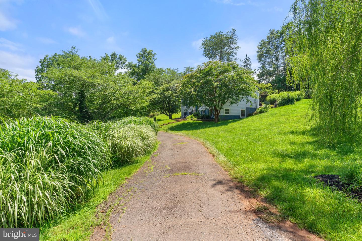6251 RIDGE LN, WARRENTON, Virginia 20187, 3 Bedrooms Bedrooms, ,2 BathroomsBathrooms,Residential,For sale,6251 RIDGE LN,VAFQ2016894 MLS # VAFQ2016894