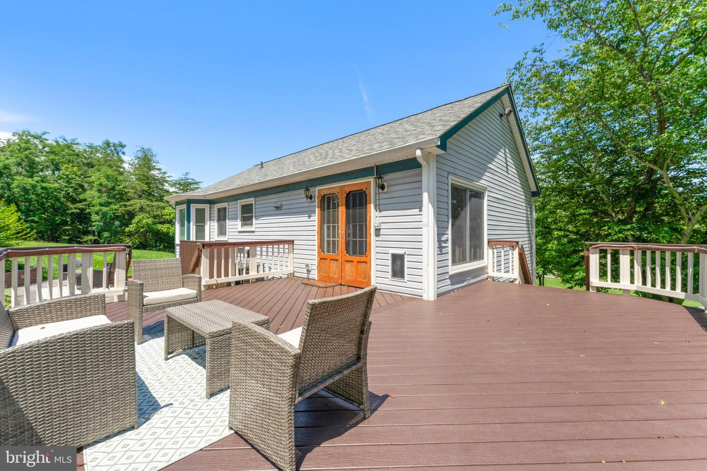 6251 RIDGE LN, WARRENTON, Virginia 20187, 3 Bedrooms Bedrooms, ,2 BathroomsBathrooms,Residential,For sale,6251 RIDGE LN,VAFQ2016894 MLS # VAFQ2016894