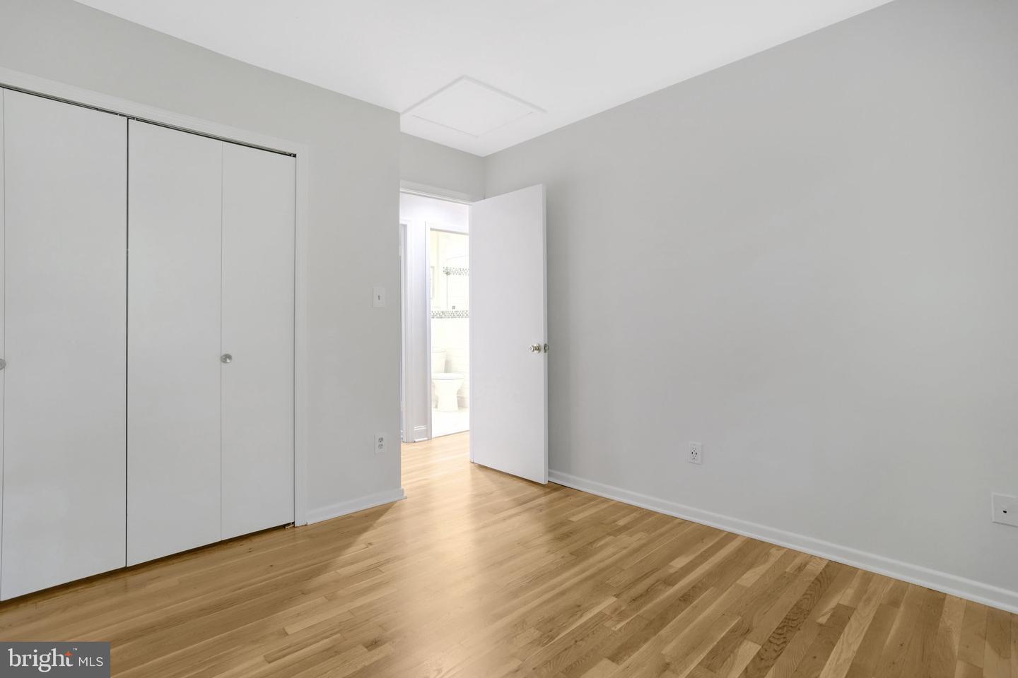 5466 MERSEA CT, BURKE, Virginia 22015, 3 Bedrooms Bedrooms, ,2 BathroomsBathrooms,Residential,For sale,5466 MERSEA CT,VAFX2245072 MLS # VAFX2245072