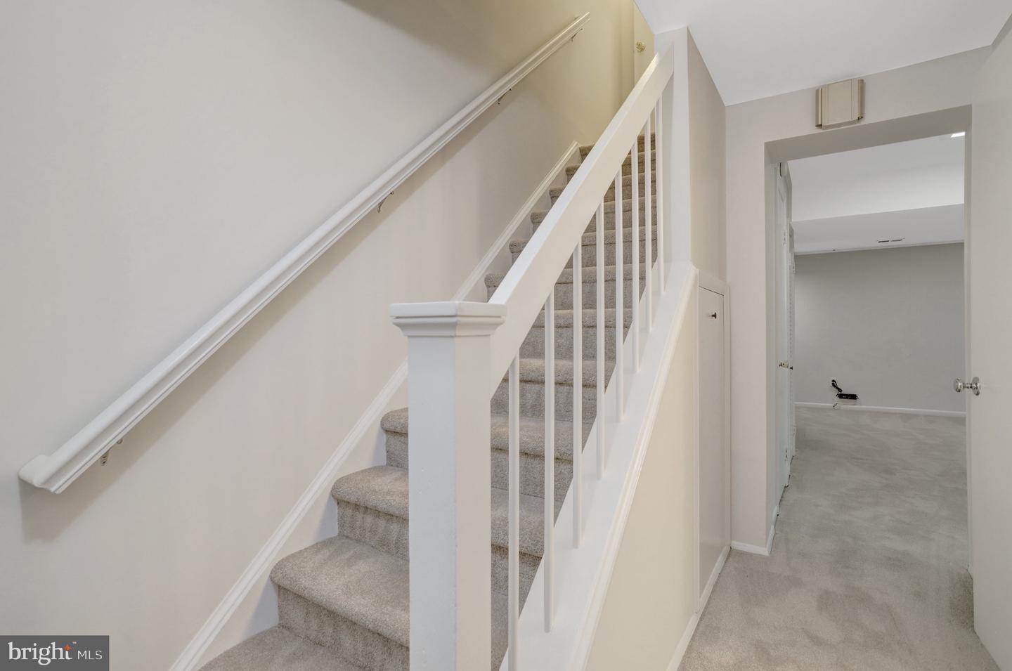 5466 MERSEA CT, BURKE, Virginia 22015, 3 Bedrooms Bedrooms, ,2 BathroomsBathrooms,Residential,For sale,5466 MERSEA CT,VAFX2245072 MLS # VAFX2245072