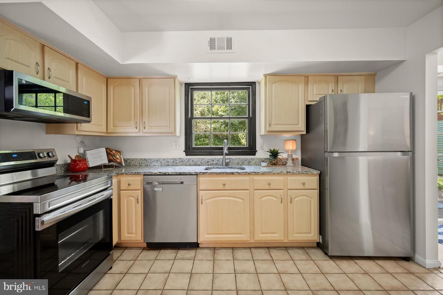 6819 BEN FRANKLIN RD, SPRINGFIELD, Virginia 22150, 4 Bedrooms Bedrooms, ,2 BathroomsBathrooms,Residential,For sale,6819 BEN FRANKLIN RD,VAFX2245214 MLS # VAFX2245214