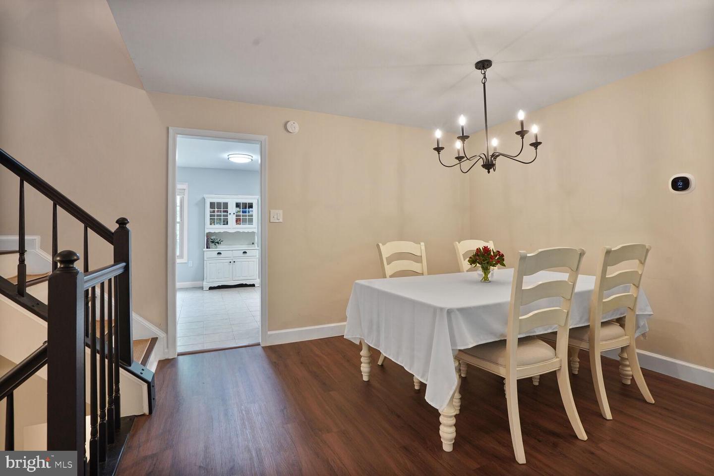 6705 SUNSET WOODS CT, BURKE, Virginia 22015, 3 Bedrooms Bedrooms, ,2 BathroomsBathrooms,Residential,For sale,6705 SUNSET WOODS CT,VAFX2245378 MLS # VAFX2245378