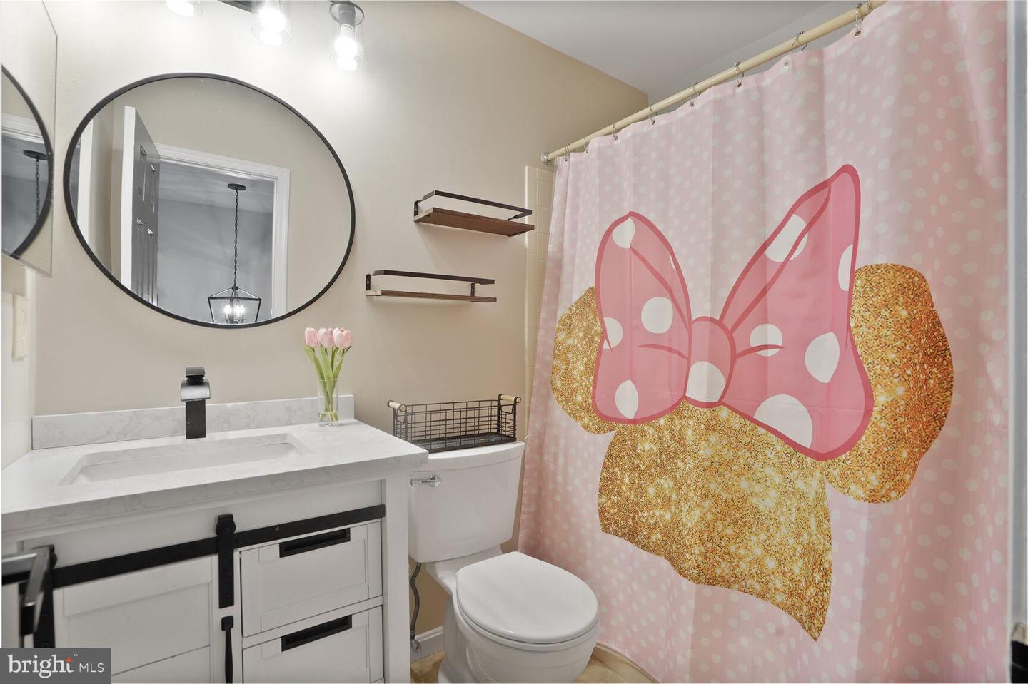 6705 SUNSET WOODS CT, BURKE, Virginia 22015, 3 Bedrooms Bedrooms, ,2 BathroomsBathrooms,Residential,For sale,6705 SUNSET WOODS CT,VAFX2245378 MLS # VAFX2245378
