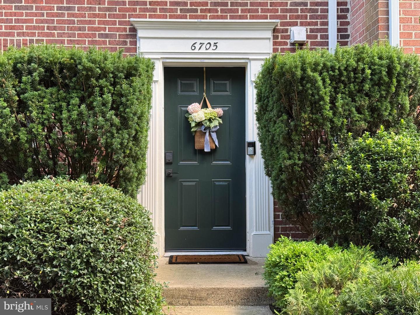 6705 SUNSET WOODS CT, BURKE, Virginia 22015, 3 Bedrooms Bedrooms, ,2 BathroomsBathrooms,Residential,For sale,6705 SUNSET WOODS CT,VAFX2245378 MLS # VAFX2245378