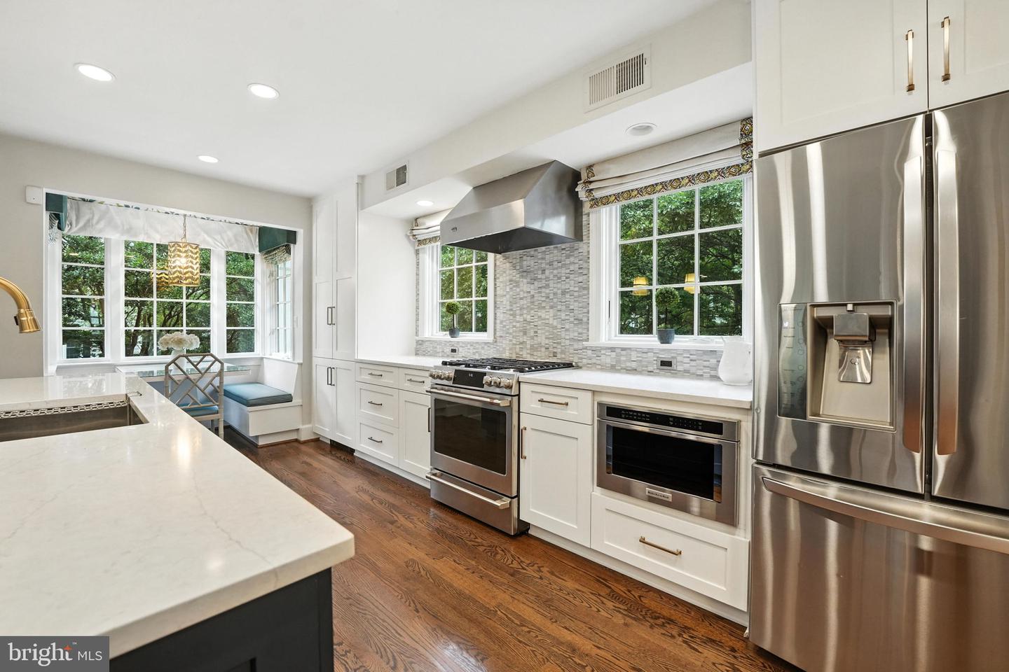2306 CAMERON MILLS RD, ALEXANDRIA, Virginia 22302, 4 Bedrooms Bedrooms, ,2 BathroomsBathrooms,Residential,For sale,2306 CAMERON MILLS RD,VAAX2046102 MLS # VAAX2046102