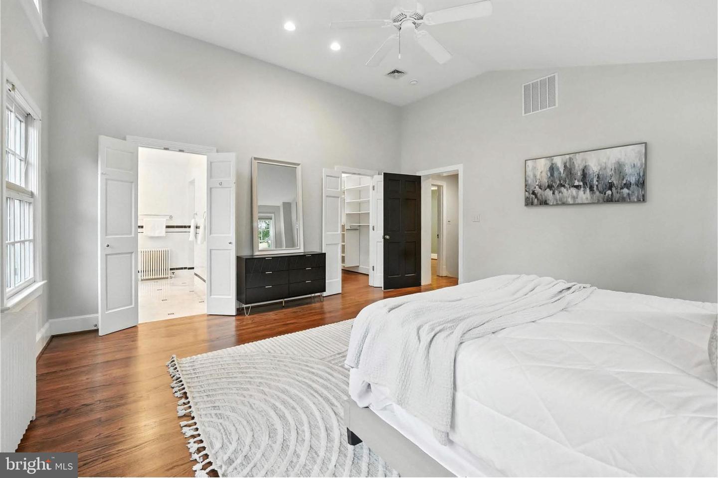 2306 CAMERON MILLS RD, ALEXANDRIA, Virginia 22302, 4 Bedrooms Bedrooms, ,2 BathroomsBathrooms,Residential,For sale,2306 CAMERON MILLS RD,VAAX2046102 MLS # VAAX2046102