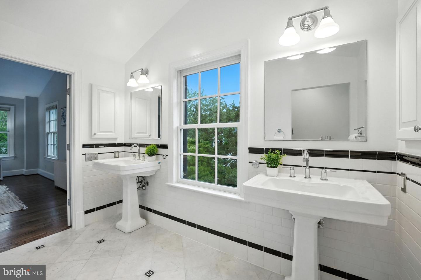 2306 CAMERON MILLS RD, ALEXANDRIA, Virginia 22302, 4 Bedrooms Bedrooms, ,2 BathroomsBathrooms,Residential,For sale,2306 CAMERON MILLS RD,VAAX2046102 MLS # VAAX2046102