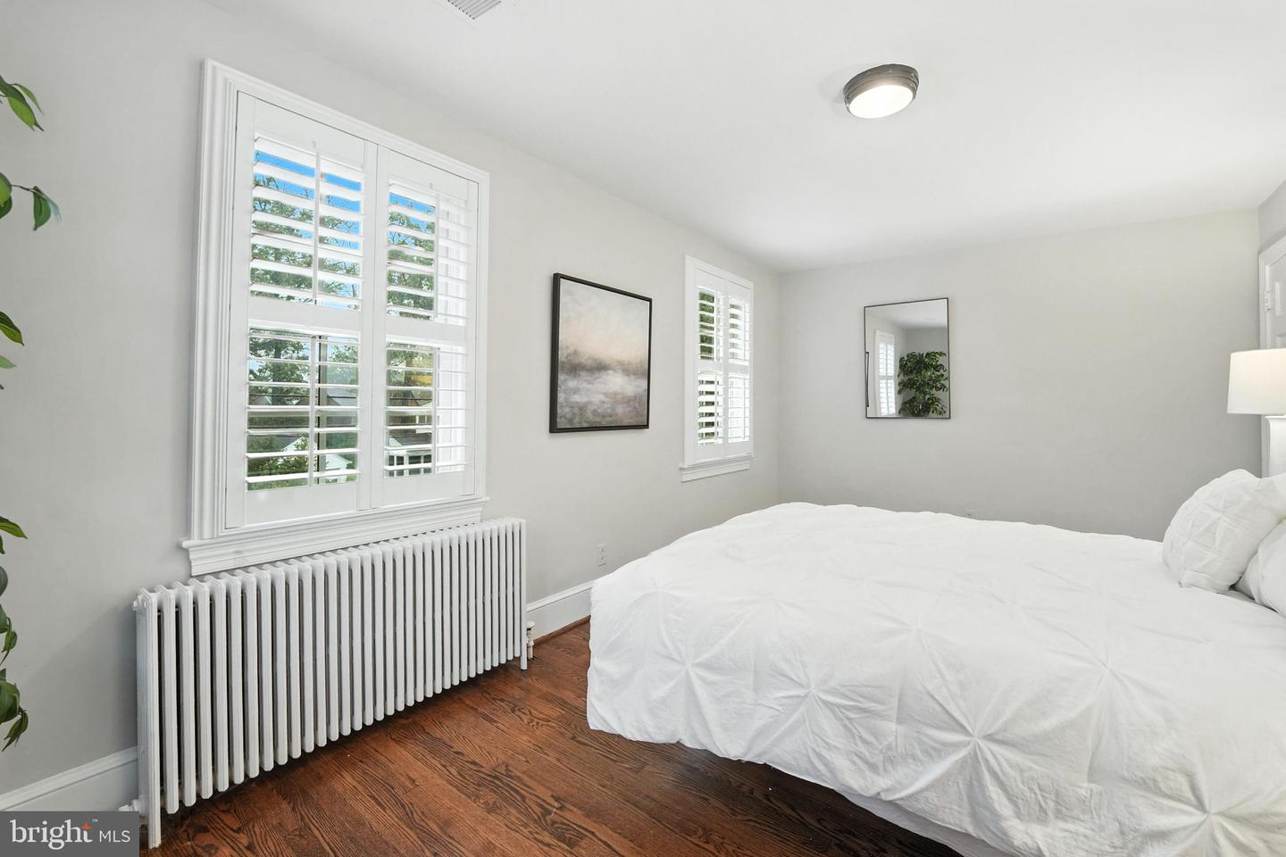 2306 CAMERON MILLS RD, ALEXANDRIA, Virginia 22302, 4 Bedrooms Bedrooms, ,2 BathroomsBathrooms,Residential,For sale,2306 CAMERON MILLS RD,VAAX2046102 MLS # VAAX2046102