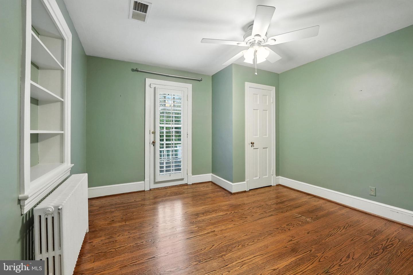 2306 CAMERON MILLS RD, ALEXANDRIA, Virginia 22302, 4 Bedrooms Bedrooms, ,2 BathroomsBathrooms,Residential,For sale,2306 CAMERON MILLS RD,VAAX2046102 MLS # VAAX2046102