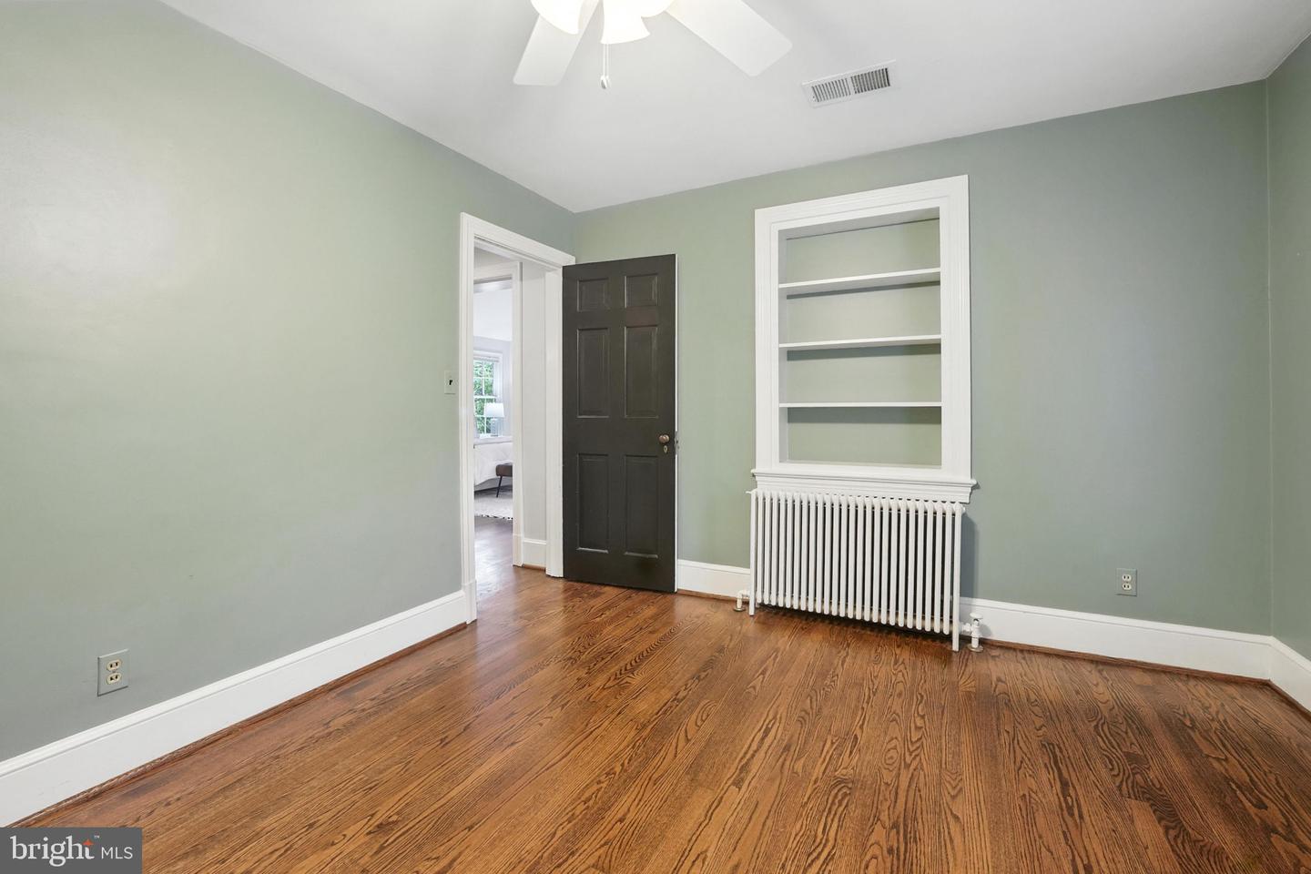 2306 CAMERON MILLS RD, ALEXANDRIA, Virginia 22302, 4 Bedrooms Bedrooms, ,2 BathroomsBathrooms,Residential,For sale,2306 CAMERON MILLS RD,VAAX2046102 MLS # VAAX2046102