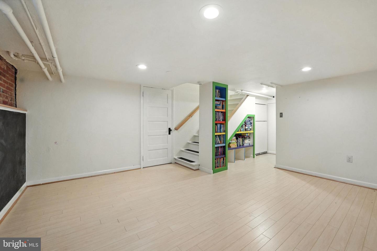 2306 CAMERON MILLS RD, ALEXANDRIA, Virginia 22302, 4 Bedrooms Bedrooms, ,2 BathroomsBathrooms,Residential,For sale,2306 CAMERON MILLS RD,VAAX2046102 MLS # VAAX2046102