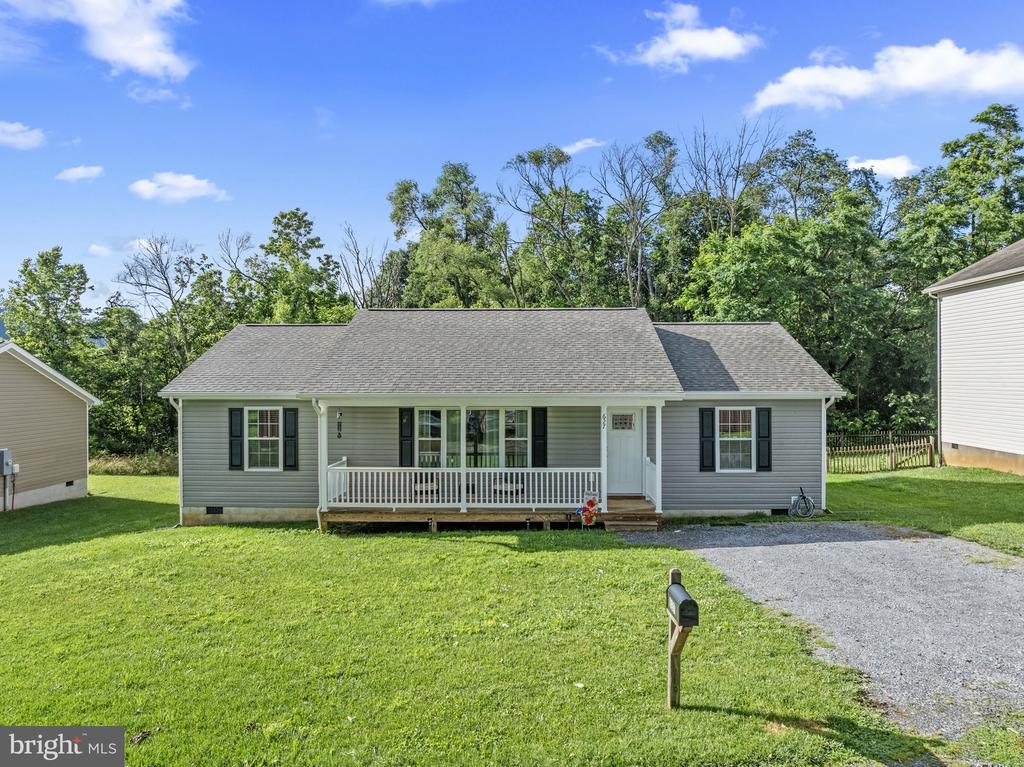 627 COVERSTONE LN, SHENANDOAH, Virginia 22849, 3 Bedrooms Bedrooms, ,2 BathroomsBathrooms,Residential,627 COVERSTONE LN,VAPA2005018 MLS # VAPA2005018