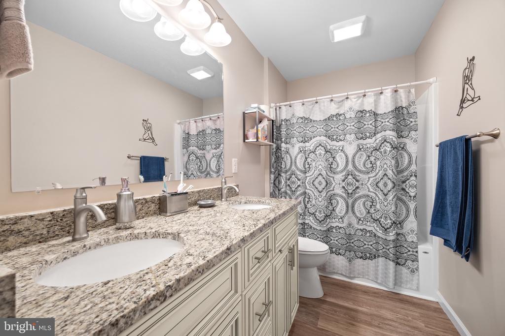 627 COVERSTONE LN, SHENANDOAH, Virginia 22849, 3 Bedrooms Bedrooms, ,2 BathroomsBathrooms,Residential,627 COVERSTONE LN,VAPA2005018 MLS # VAPA2005018